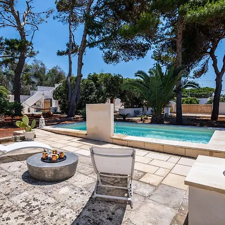 All'ombra Dei Pitosfori - Con Piscina Villa *