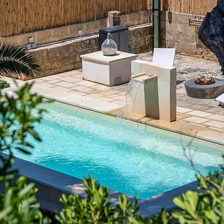 فيلة All'ombra Dei Pitosfori - Con Piscina *